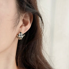 Luxurious Design Black and White Zircon Crystal Square Patchwork Earrings for Womens Exquisite Accessories 2024 Fashion Jewelry
